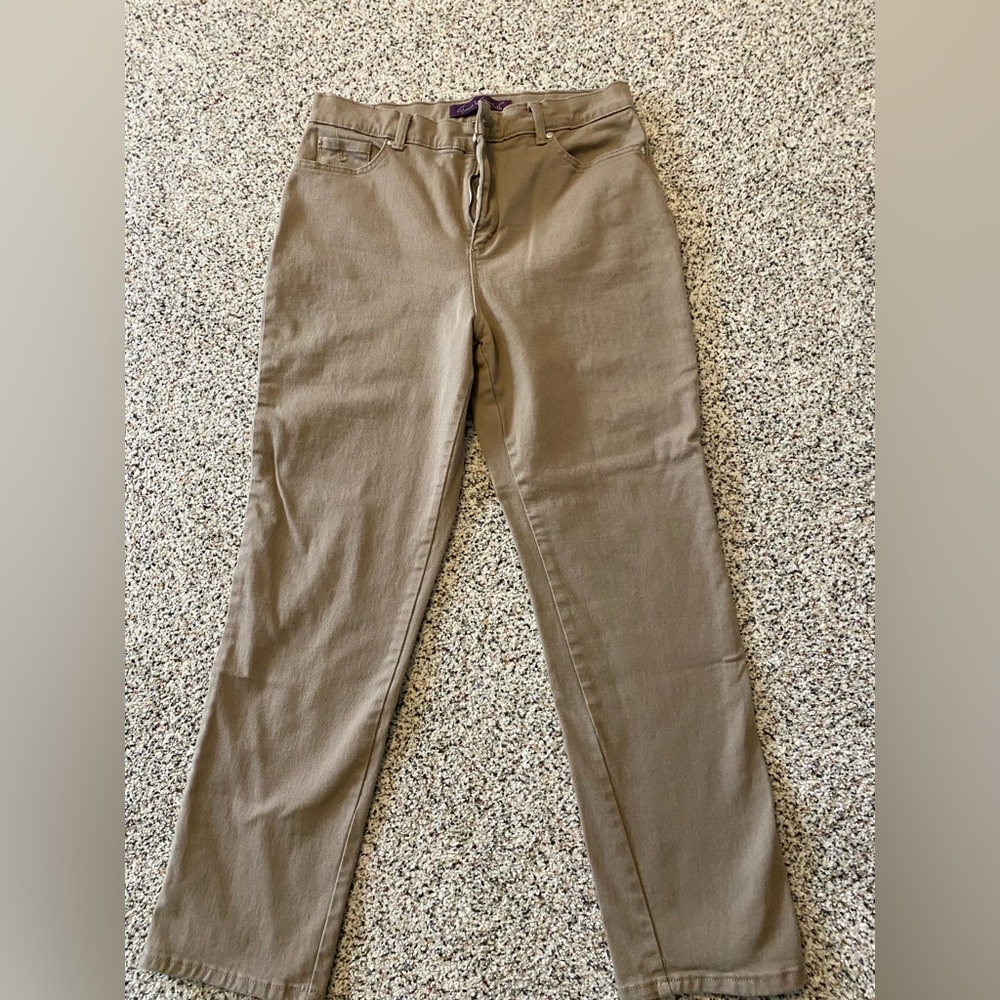 Women’s Gloria Vanderbilt Amanda size 12